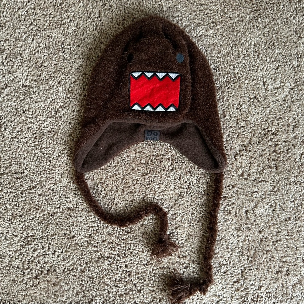 2010 Domo Kun Fuzzy Dangle Beanie Winter Hat One Size